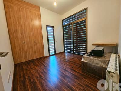 AWKAR PRIME LOCATION SEA VIEW WITH TERRACE , (MT-152)