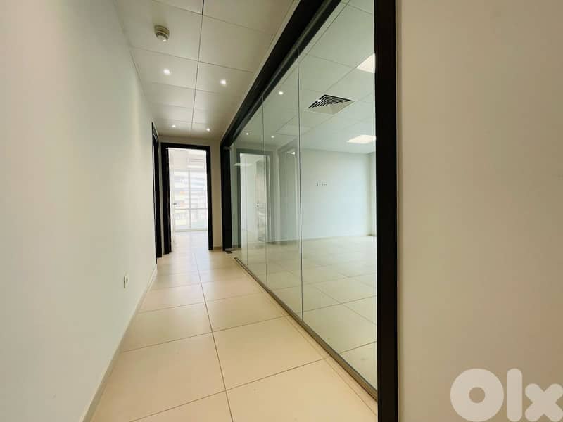 JH25-4040 Office 1200m2 for rent in Ras Beirut, $ 15,000 cash 0