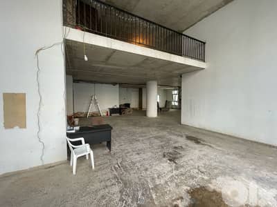 JH25-4042 Car Showroom 900m2 for rent in Ras Beirut, $ 20,000 cash
