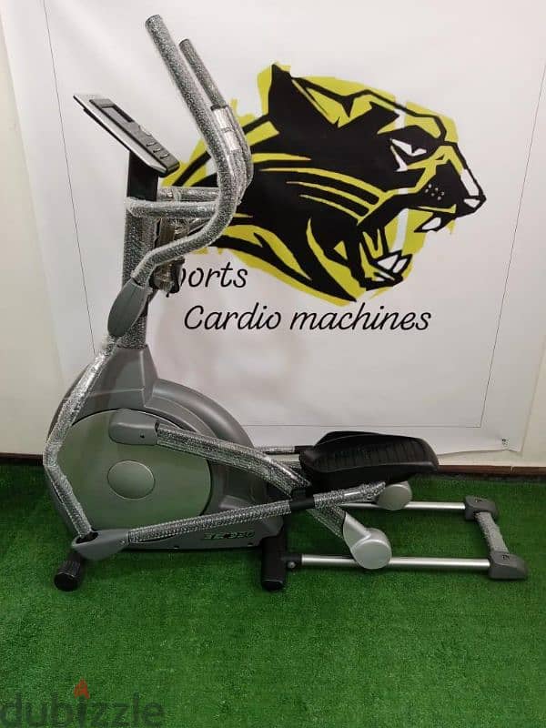 have duty elliptical machines spirit XE330 1