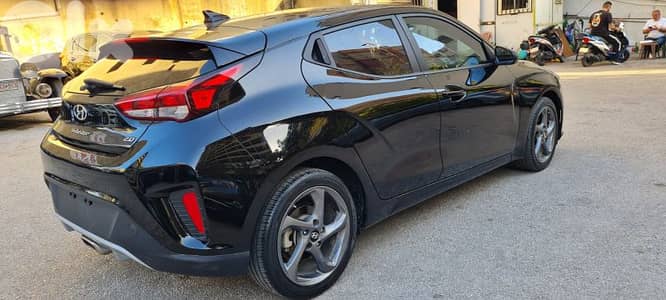 Hyundai Veloster 2020