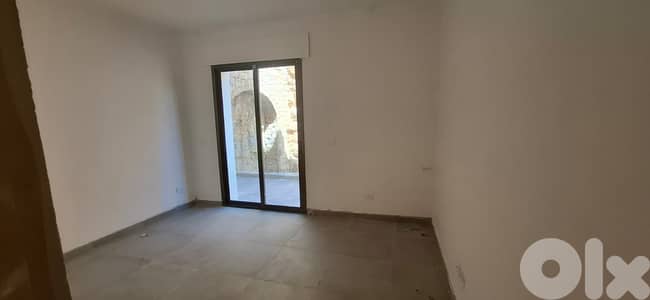 L17530-Brand New One Bedroom Apartment For Sale in Broumana