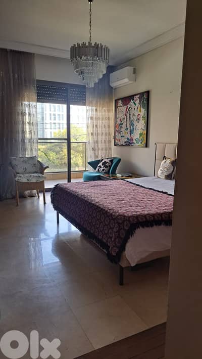 L17547-Spacious Luxurious Duplex For Sale in Ramlet El Bayda