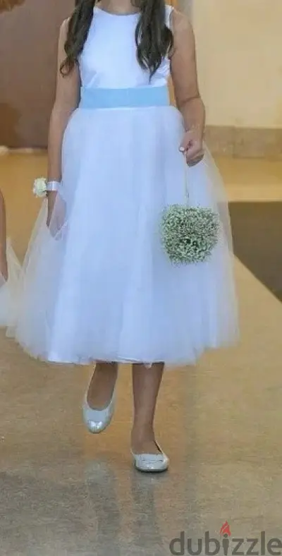 Dress for flower girl.