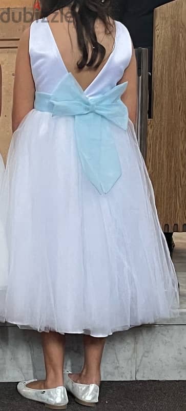 Dress for flower girl. 1