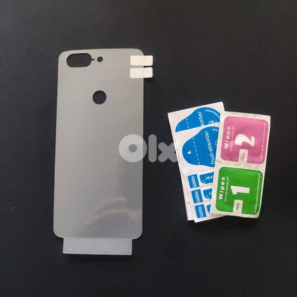 gadget for mobiles phone each one have a price 4