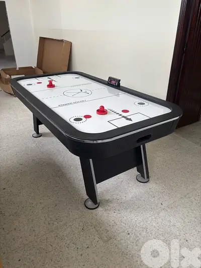 Air Hockey 7 ft with score screen