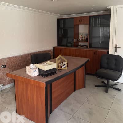 Office for sale in Dekwaneh JS145 مكتب للبيع  في الدكوانة
