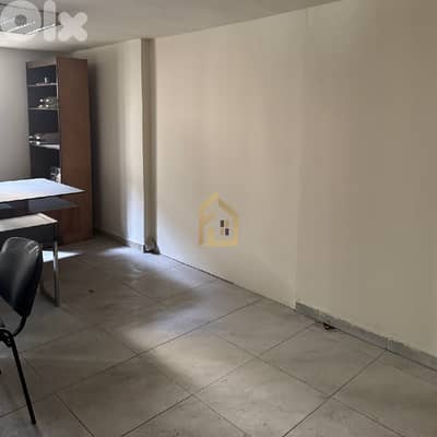 Office for sale in Dekwaneh JS145 مكتب للبيع  في الدكوانة