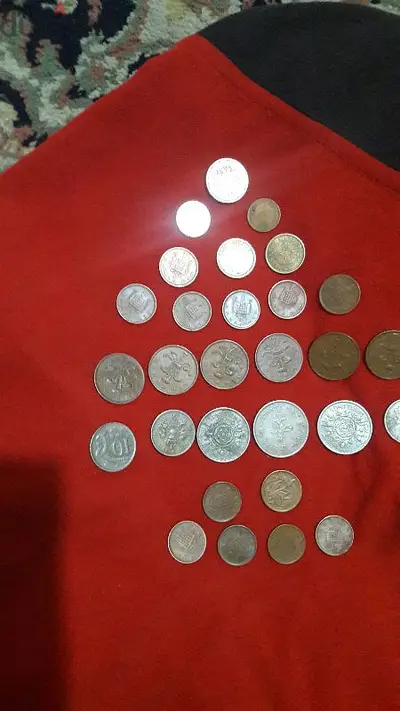 مجموعة من العملا المطلوبة بعدة تواريخ