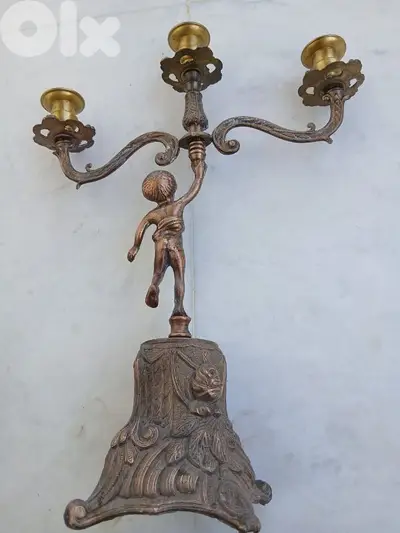 شمعدان ثلاثي