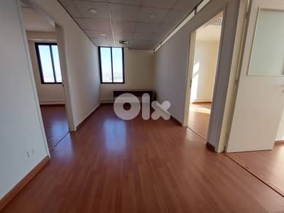 Office for rent in Dora مكتب للإيجار في الدورة