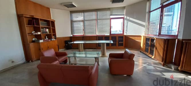 Luminous and Spacious office for rent!! Prime location!