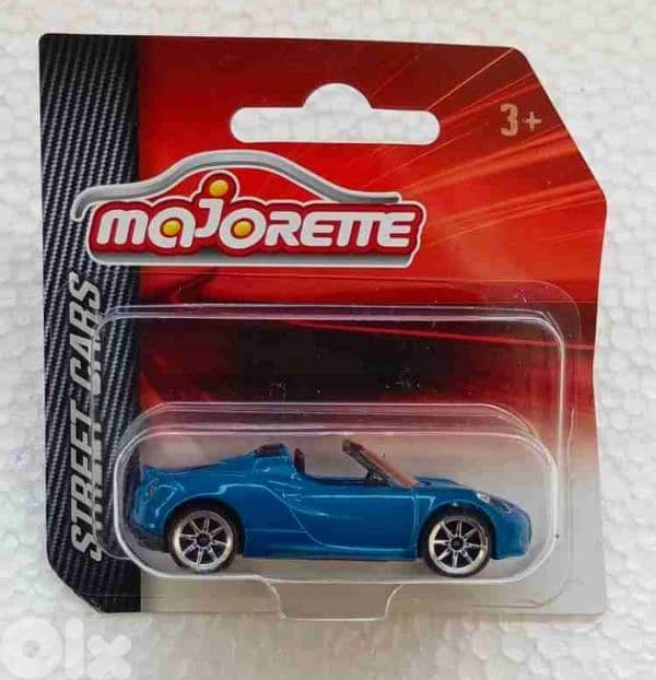 Majorette diecast car model 1;64. 2
