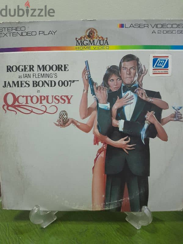 JAMES BOND Collection Lot 7 deluxe LB/WS Laserdiscs 10$ each 1