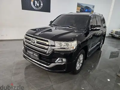 Toyota Land Cruiser V8 2016 Full Service History