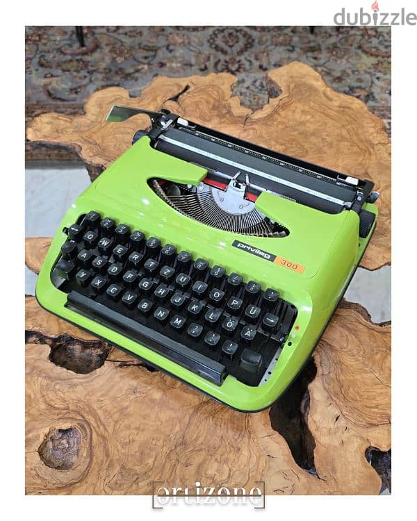 Privilege typewriter dactylo 0