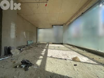 RAO26-4976 Office 100m2 for rent in Achrafieh, $ 1,400 cash RAO26-4976 Office 100m2 for rent in Achrafieh, $ 1,400 cash