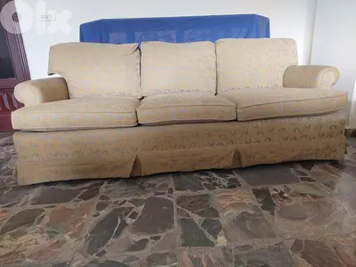 sofa like new