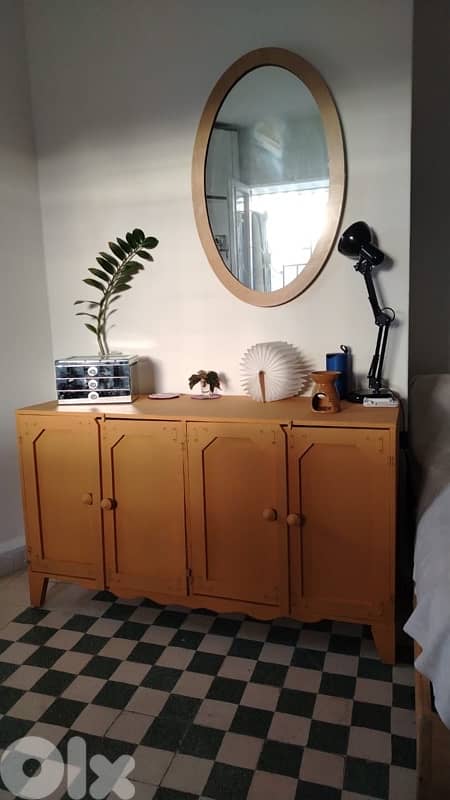 sideboard 0