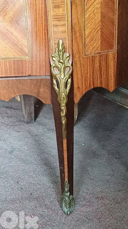 antique 9