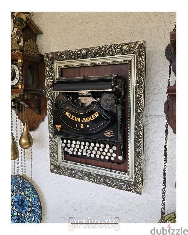 Vintage Framed Typewriter / Dactylo 4