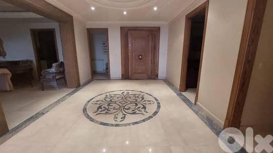 Luxurious Apartment in Rabieh للبيع شقة فاخرة  في الرابية