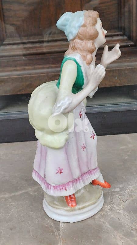 antique 5