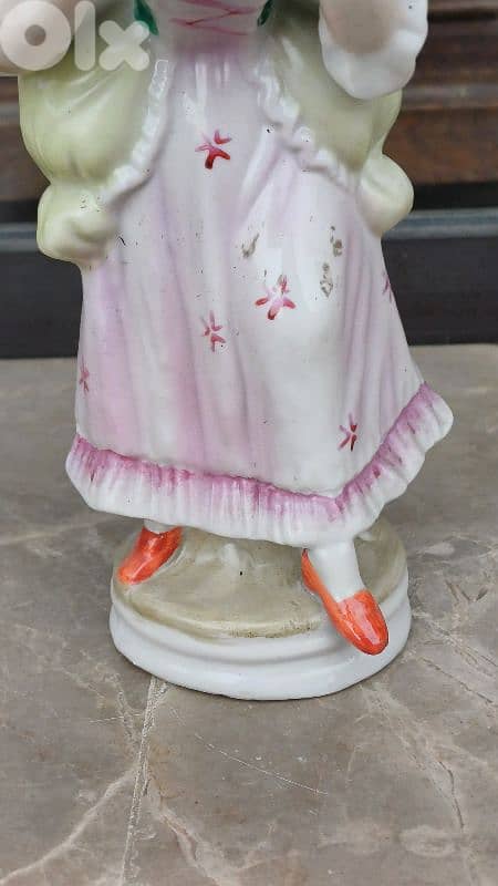 antique 7