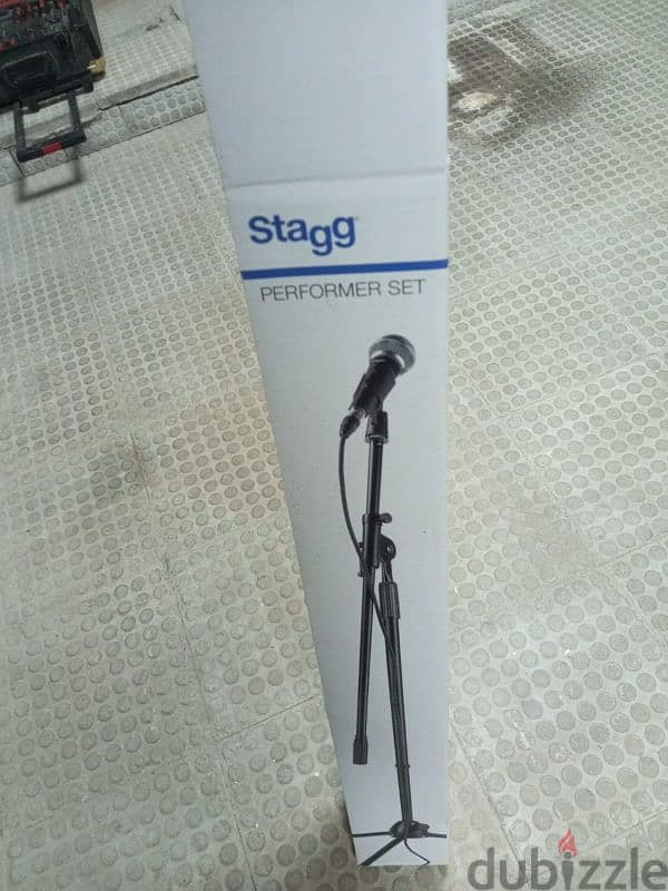 stagg microphone and stand 2