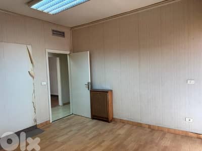 220 Sqm | Office For Rent In Achrafieh مكتب للاجار في الاشرفية