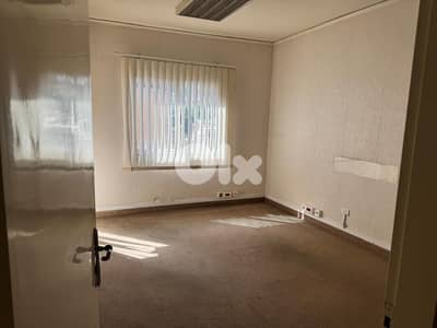 220 Sqm | Office For Rent In Achrafieh مكتب للاجار في الاشرفية