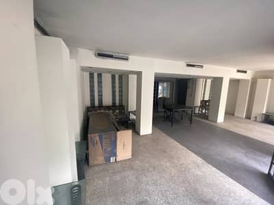 200 Sqm Garage / Shop + 150 Sqm / Offices  for sale in Nahr El Mot