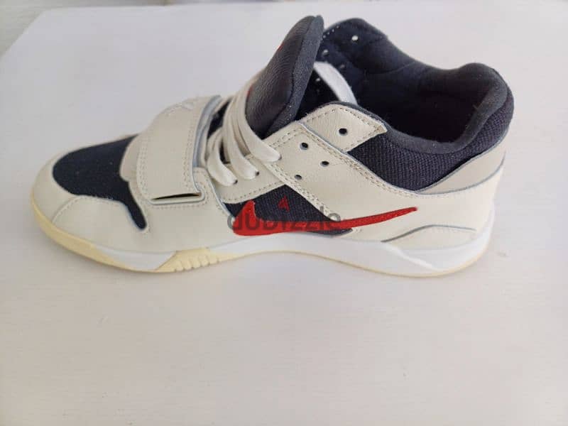 Nike Jack Trevis 3