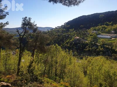 GMC167RAJ - Land for sale in Baskinta - أرض للبيع في بسكنتا