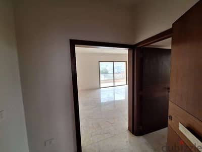 Spacious Office for Rent in Jisr El Bacha