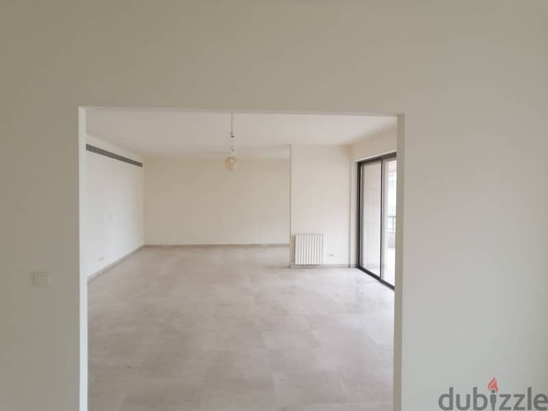 ABED EL WAHAB ACHRAFIEH 4 BEDROOMS (450SQ) , (ACR-588) 0