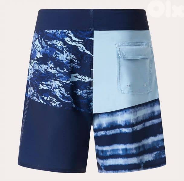 Oakley Swimsuit 4