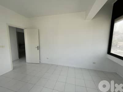 RWK118EN - Used Office For Rent In Sarba.