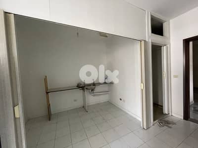 RWK118EN - Used Office For Rent In Sarba.