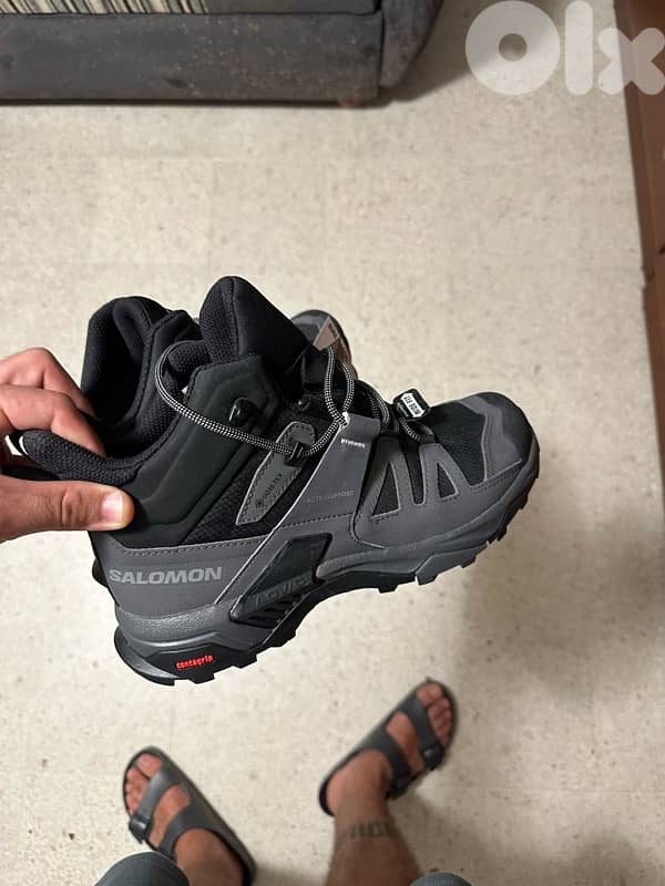 Hiking/Outdoor Shoes (Salomon X Ultra 4 Mid Gore-Tex) 0
