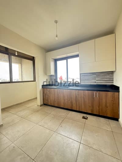 Apartment for rent in Jdeideh with open views