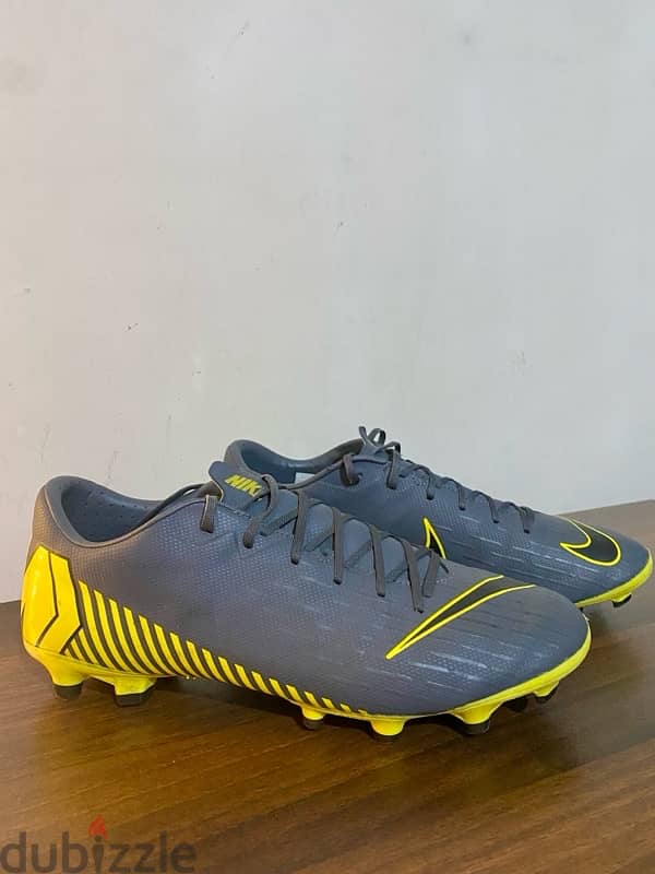 Nike Mercurial engineered for speed, football shoes, size 43 1