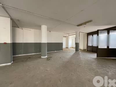 JH25-4060 Showroom 650m2 for rent in Hazmieh Highway, $ 8,333 cash