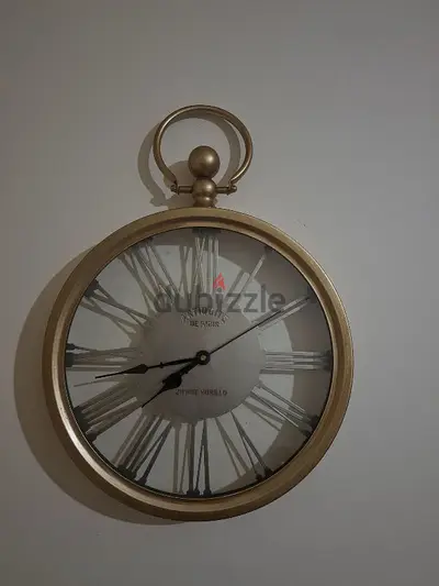 Very Beautiful Golden Wall Clock