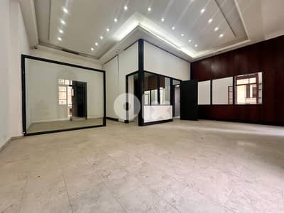 Office For Rent in Downtown مكتب للإيجار في وسط المدينة