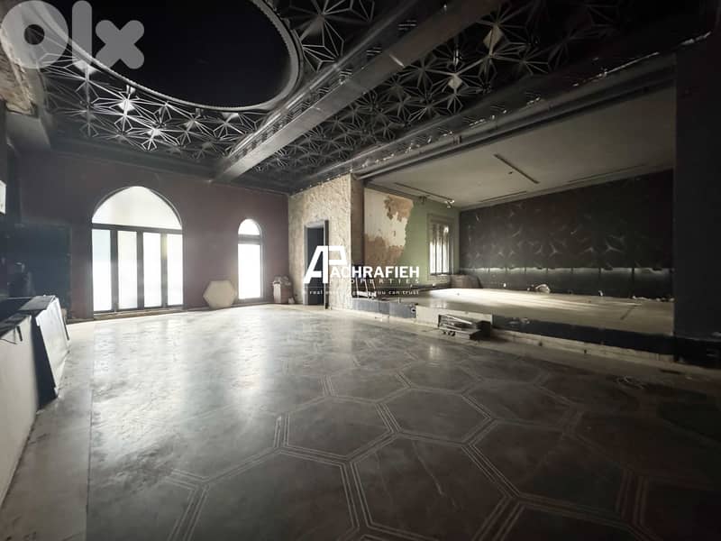 900 Sqm Stand Alone Restaurant With Terrace For Rent in Sodeco 0