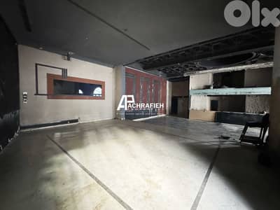 900 Sqm Stand Alone Restaurant With Terrace For Rent in Sodeco