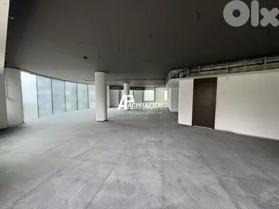 300 Sqm Office for Rent In Downtown
