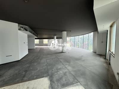 300 Sqm Office for Rent In Downtown